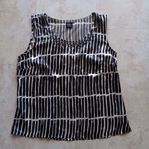 TRIBAL Brand White/Black Beaded Sleeveless Top Size 12 Side Zipper